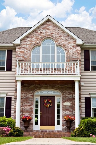 Designing the perfect foyer and entryway for your home
