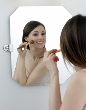 Mirror Defogger Luxury Shot